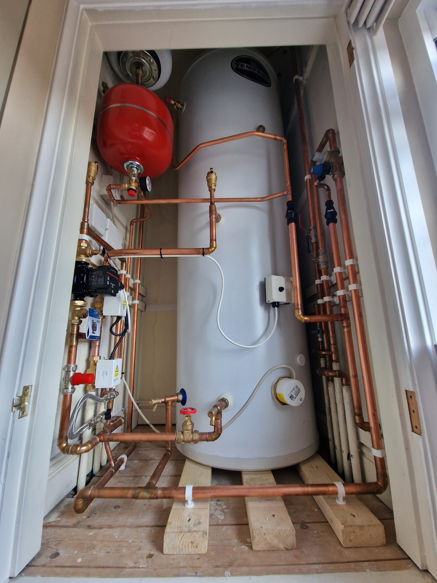 Engineer on site in Warwickshire
